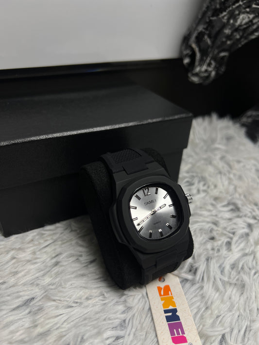 Skmei In White Dial
