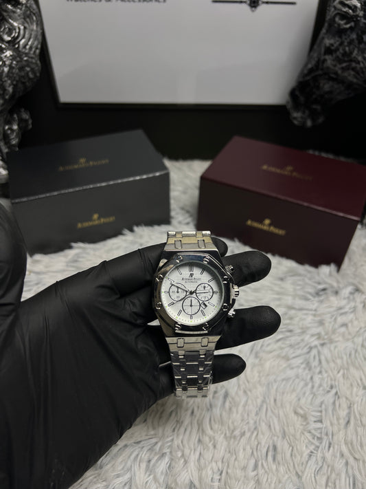 Audemars Piguet Silver Chain In White Dial