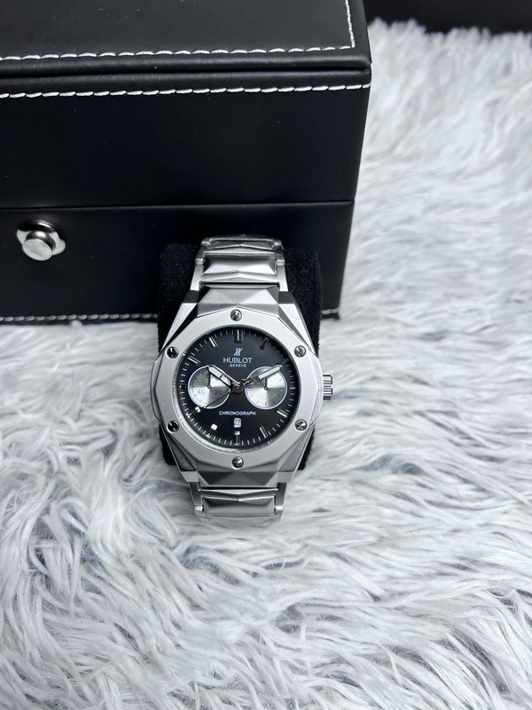 Hublot Chronographs In Black Dial
